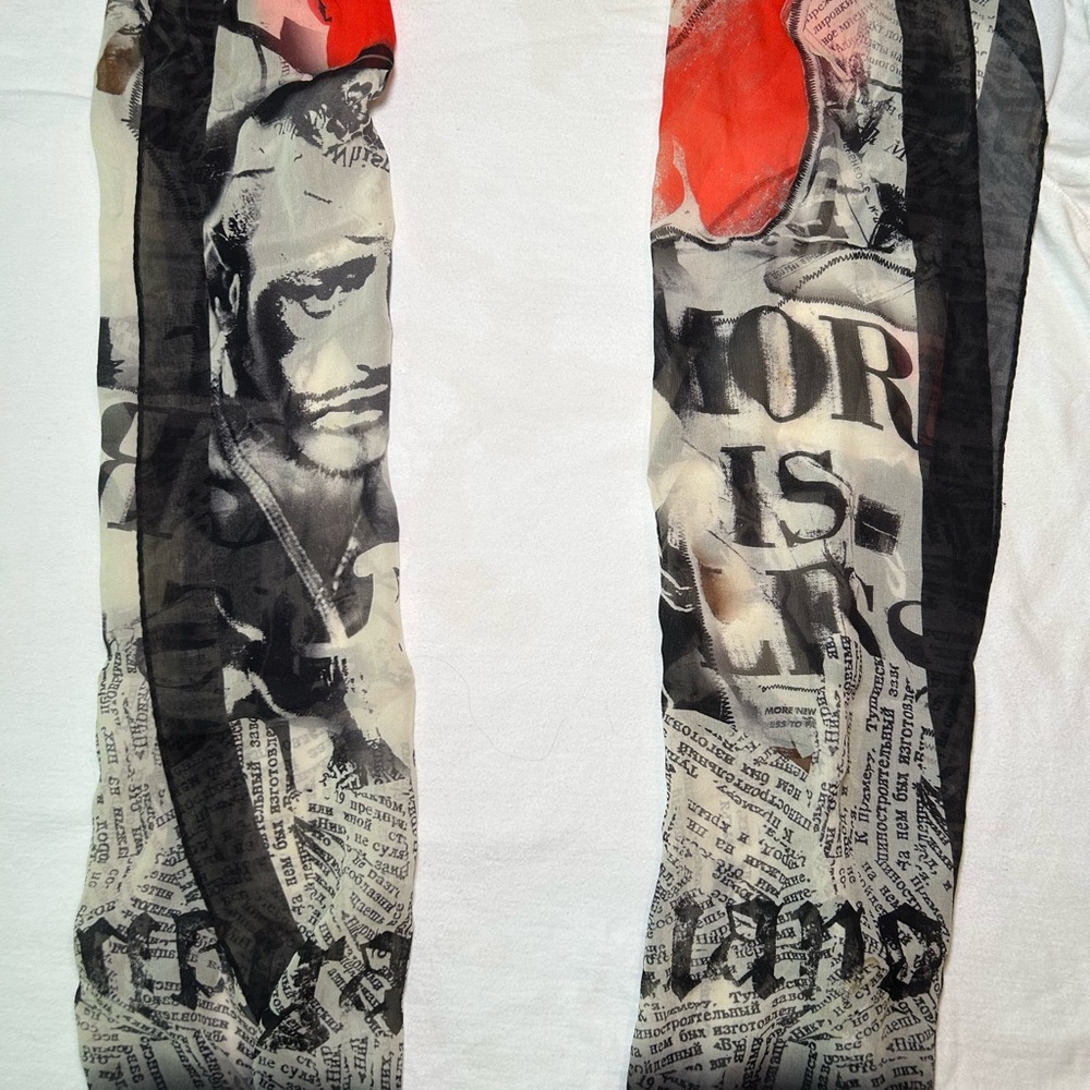 John Galliano Newsprint Newspaper Black and Cream Scarf - Picture 7 of 7